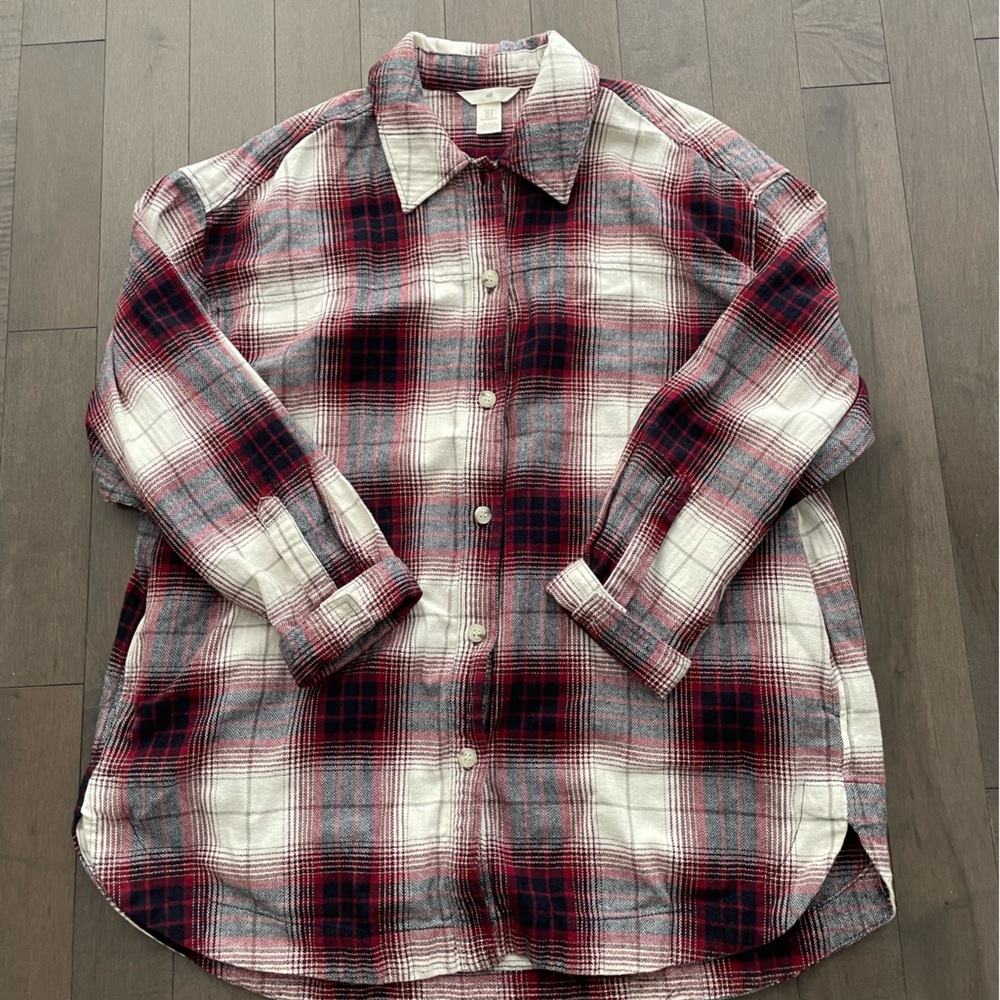H&M Red and Gray Casual Button Down Shirt